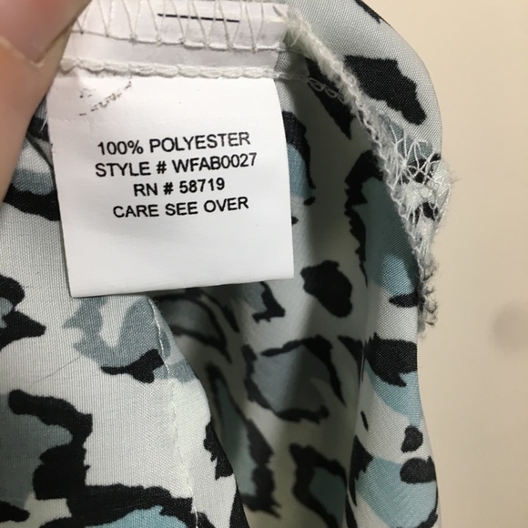 Notations Animal Print Button Down sz 1X - Picture 8 of 9